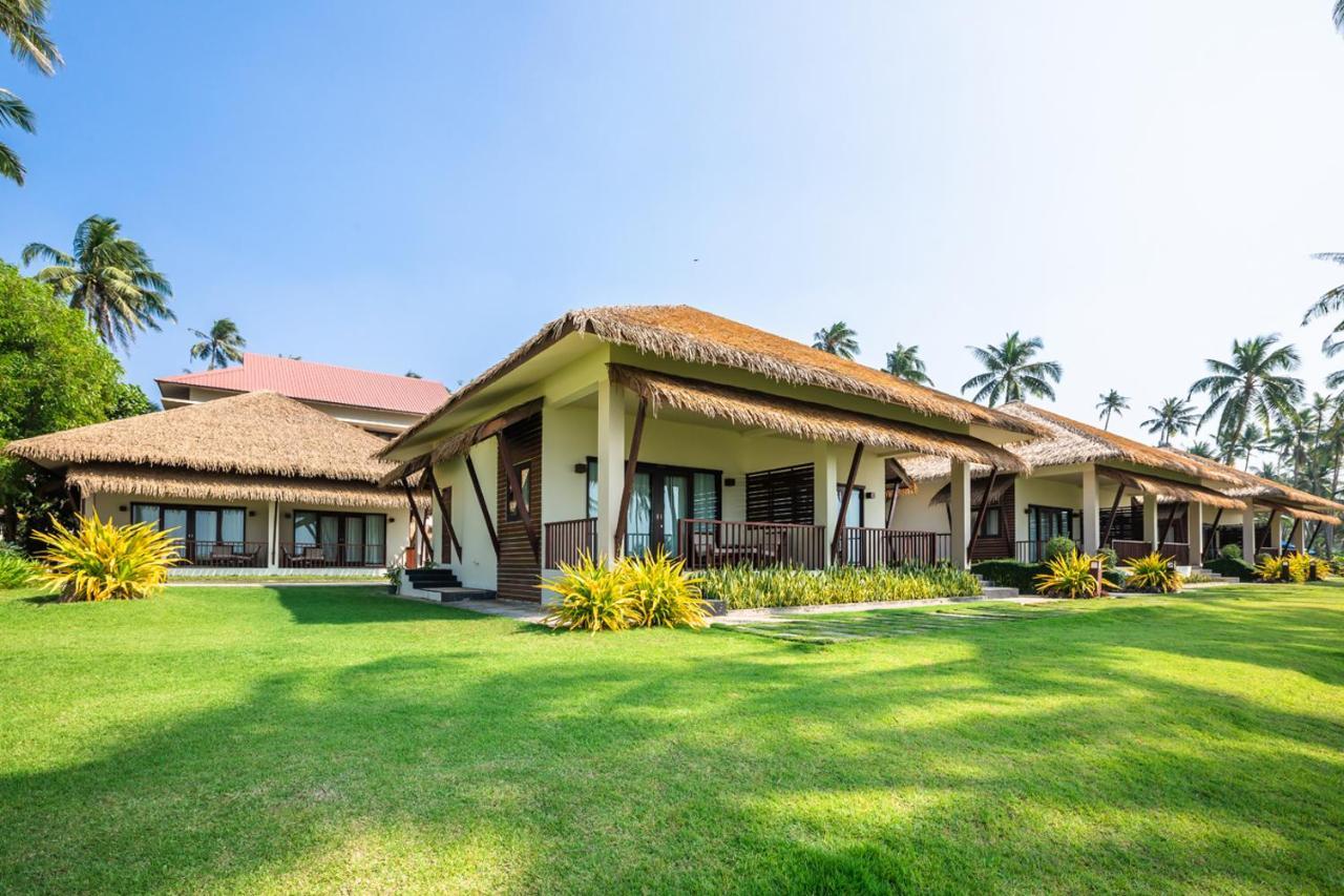 Eskala Hotels And Resorts Ngwesaung Exterior foto